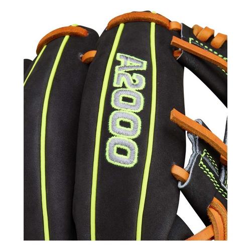 Wilson 2025 Reflective A2000 1786 11.75" Infield Baseball Glove - Primary Image