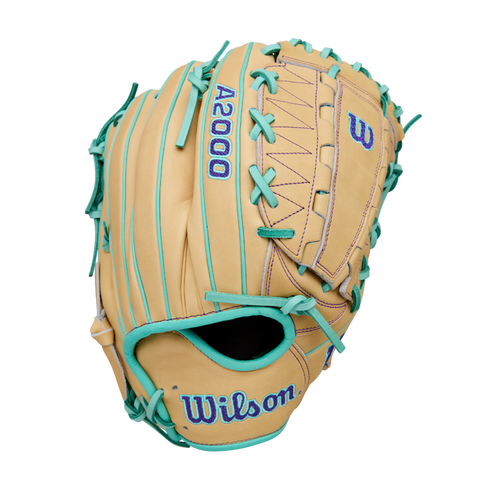 Wilson Spring 2026 A2000 DH12 12" Pitcher's Baseball Glove - Primary Image