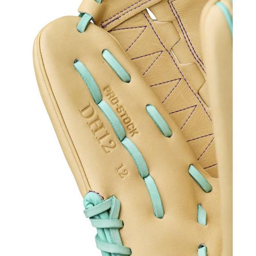 Wilson Spring 2026 A2000 DH12 12" Pitcher's Baseball Glove - Primary Image