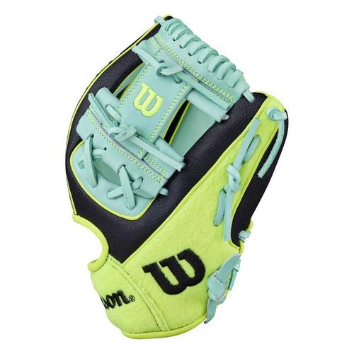 2025 Wilson Tennis A2000 1786SS 11.5" Infield Baseball Glove - Primary Image