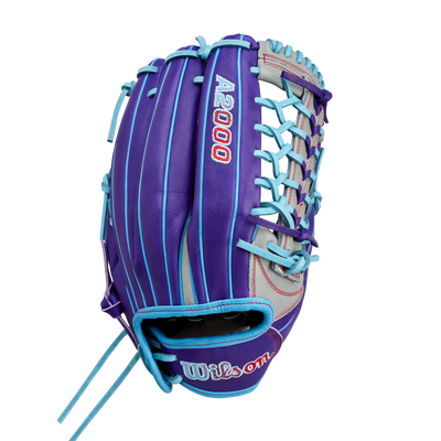 Wilson 2026 A2000 T125 12.5" Fastpitch Outfield Softball Glove
