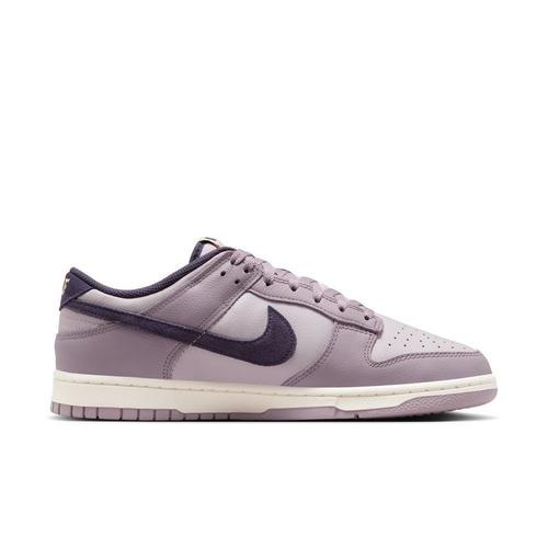 Nike Dunk Low Sneakers - Primary Image