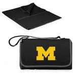 Picnic Time Michigan Wolverines Blanket Tote Outdoor Picnic Blanket - Thumbnail 2 of 4