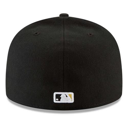New Era Pittsburgh Pirates On Field 59Fifty Fitted Hat - Primary Image