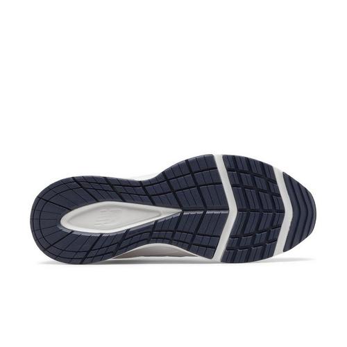 Men's New Balance Mx608v5 Sneakers - Primary Image