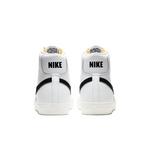 Women's Nike Blazer Mid '77 Sneakers - Thumbnail 2 of 10
