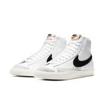 Women's Nike Blazer Mid '77 Sneakers - Thumbnail 3 of 10