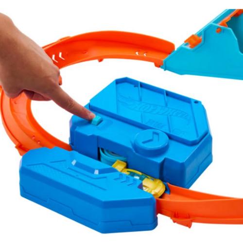 Hot Wheels Track Creator Boosted Jump Speedway Set With 164 Scale Toy Car & Motorized Booster - Primary Image
