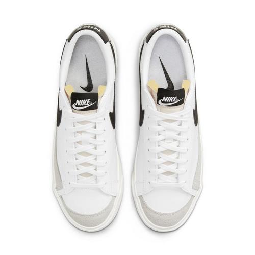Women's Nike Blazer Low '77 Sneakers - Primary Image