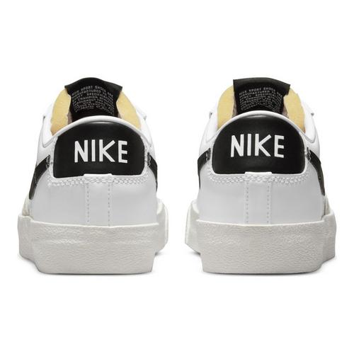 Women's Nike Blazer Low '77 Sneakers - Primary Image
