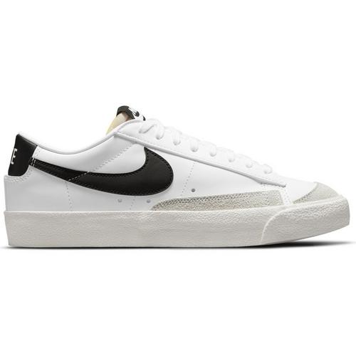 Women's Nike Blazer Low '77 Sneakers - Primary Image