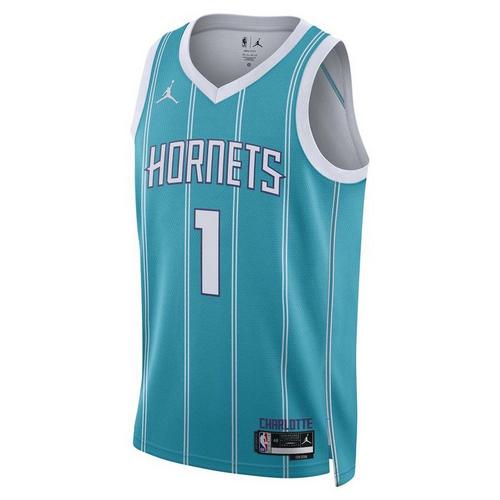Nike Charlotte Hornets Lamelo Ball #1 Swingman Jersey - Primary Image