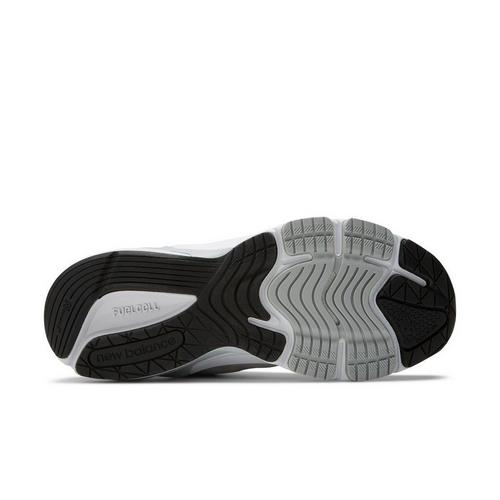 Women's New Balance 990v6 Sneakers - Primary Image