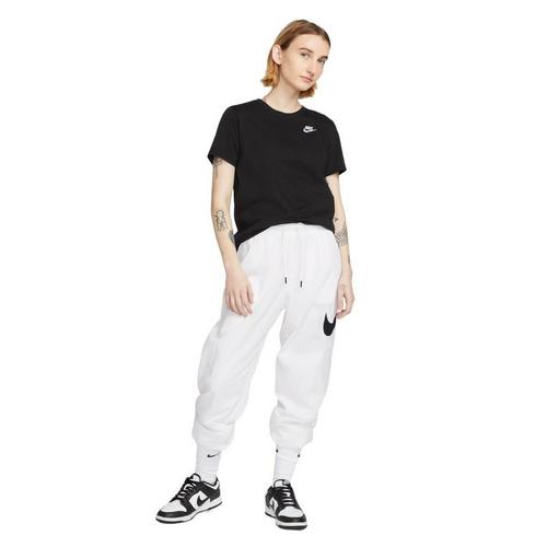 Women's Nike Sportswear Club Essentials T-Shirt - Primary Image