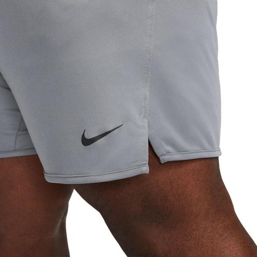 Men's Nike Totality Dri-FIT 7" Unlined Versatile Shorts - Primary Image