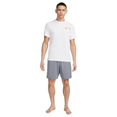 Men's Nike Totality Dri-FIT 7" Unlined Versatile Shorts - Primary Image