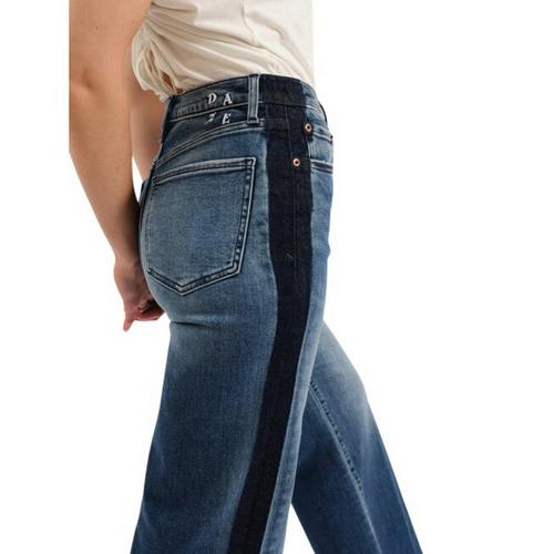 Women's Daze Denim Far Out Wide Leg Jeans - Primary Image