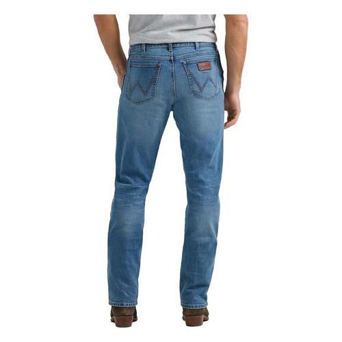 Men's Wrangler Retro Slim Fit Straight Jeans - Primary Image