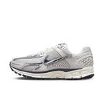 Women's Nike Zoom Vomero 5 Sneakers - Thumbnail 3 of 4