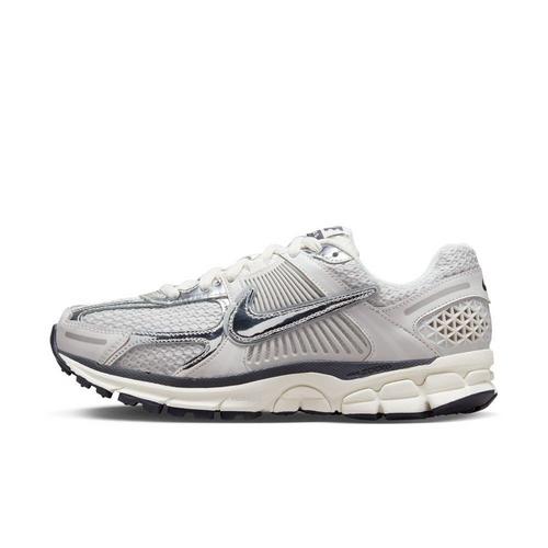Women's Nike Zoom Vomero 5 Sneakers