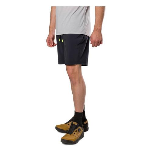 Men's PEARL iZUMi Canyon Active Cycling Shorts - Primary Image