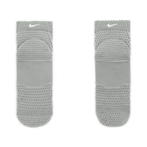 Nike Unicorn Dri-FIT ADV Medium Cushion Ankle Socks - Primary Image