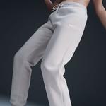 Women's Nike Sportswear Phoenix Fleece Joggers - Thumbnail 3 of 3