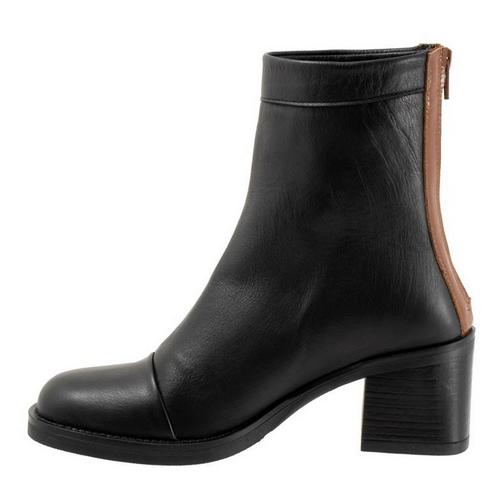 Women's Bueno Rina Chelsea Boots - Primary Image