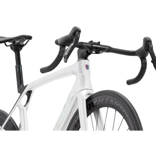 Trek 2026 Madone SL 6 AXS Gen 8 Road Bike - Primary Image