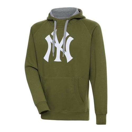 Antigua New York Yankees Chest Logo Victory Hoodie - Primary Image