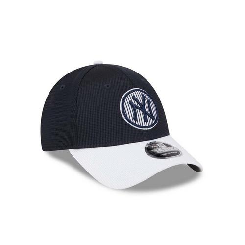 New Era New York Yankees 2025 Batting Practice 9Forty Adjustable Hat - Primary Image