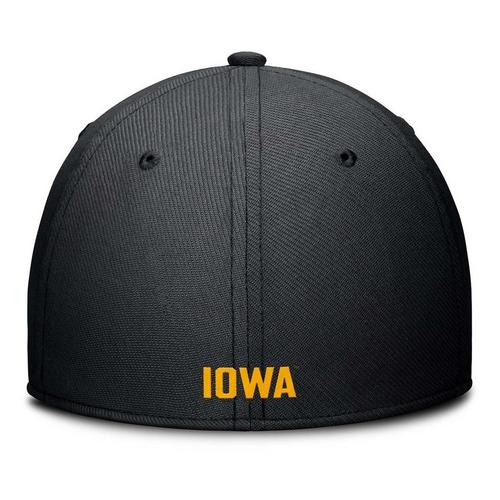 Nike Iowa Hawkeyes Rise Pill Flexfit Hat - Primary Image