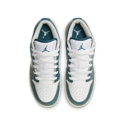 Big Kids' Air Jordan 1 Low SE Sneakers - Primary Image