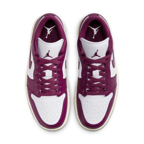 Women's Air Jordan 1 Low Sneakers - Primary Image