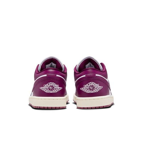 Women's Air Jordan 1 Low Sneakers - Primary Image