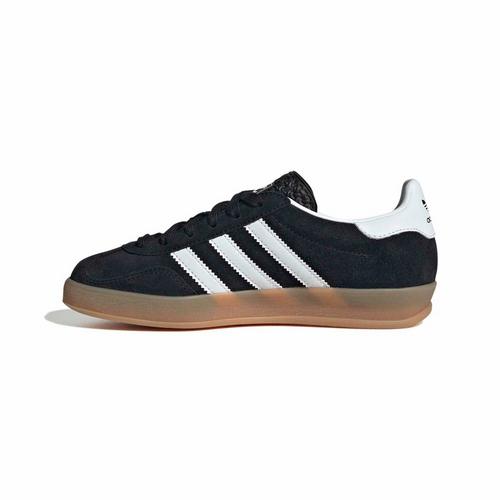 Big Kids' adidas Gazelle Sneakers - Primary Image