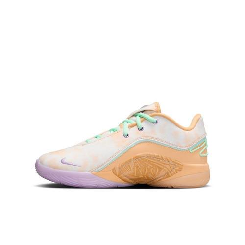 Big Kids' Nike LeBron XXII Basketball Shoes - Primary Image