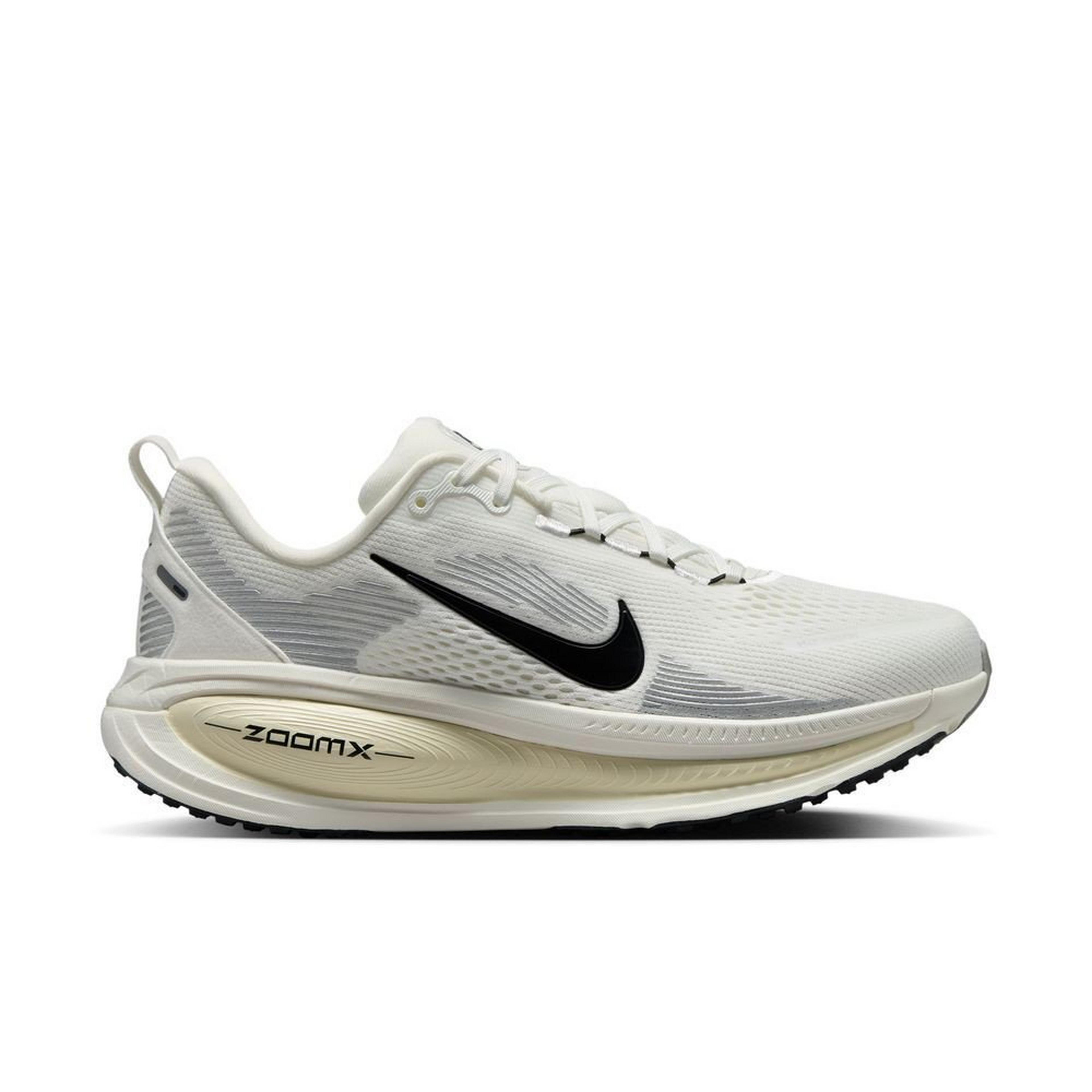 Women's Nike Vomero 18 Running Shoes