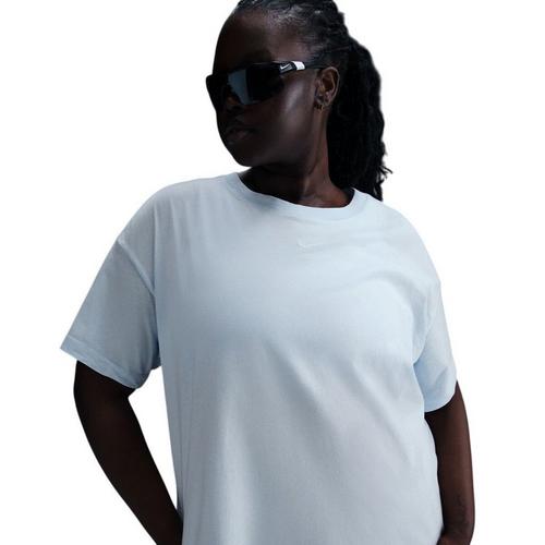 Women's Nike Plus Size Sportswear Essential T-Shirt - Primary Image