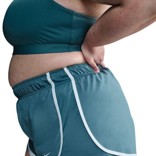 Women's Nike Plus Size Tempo Shorts - Primary Image