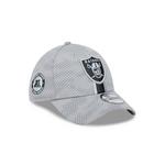 New Era Las Vegas Raiders 2024 Sideline 39Thirty Flexfit Hat - Thumbnail 3 of 4