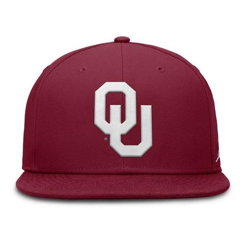 Nike Oklahoma Sooners DriFit Pro Structured Fitted Hat - Primary Image