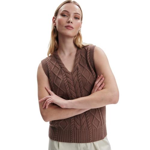 Women's Varley Kay Cable Knit Sleeveless V-Neck Sweater Vest - Primary Image