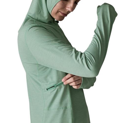 Women's Patagonia Capilene Cool Sun Long Sleeve Hooded T-Shirt - Primary Image