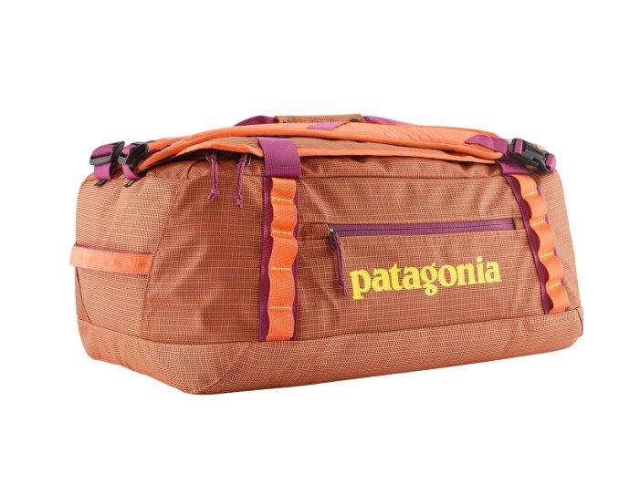scheels patagonia bag Patagonia Black Hole Duffel 40L Peach Sherbet