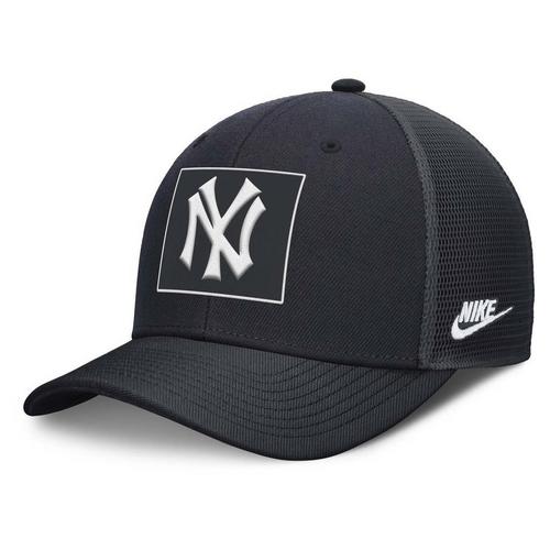 Nike New York Yankees Cooperstown Trucker Adjustable Hat - Primary Image