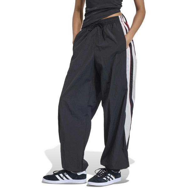 Women's adidas Santiago Joggers Medium Black Regular