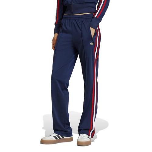 Women's adidas Firebird Classic Sweatpants - Primary Image