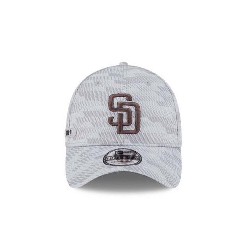 New Era San Diego Padres 2025 Clubhouse 39Thirty Flexfit Hat - Primary Image