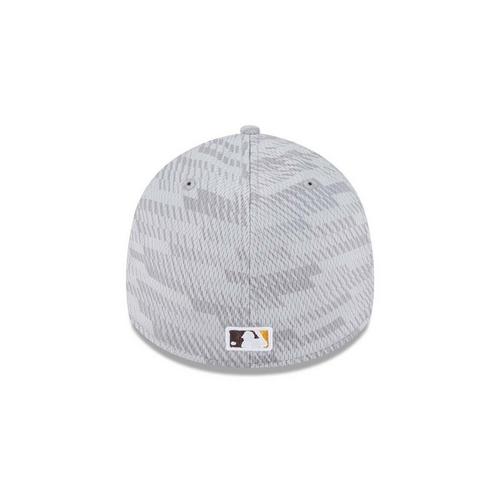 New Era San Diego Padres 2025 Clubhouse 39Thirty Flexfit Hat - Primary Image